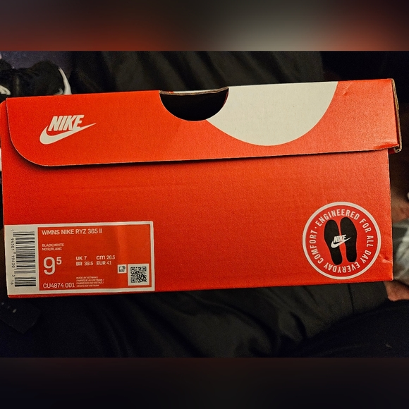 Women's Nike Ryz 365 2 - Picture 13 of 15